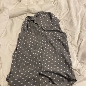 Express sleeveless blouse with white polka dots